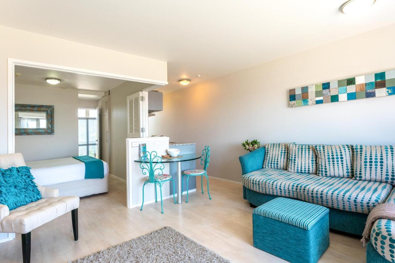 Oneroa Bay Villas Экстерьер фото