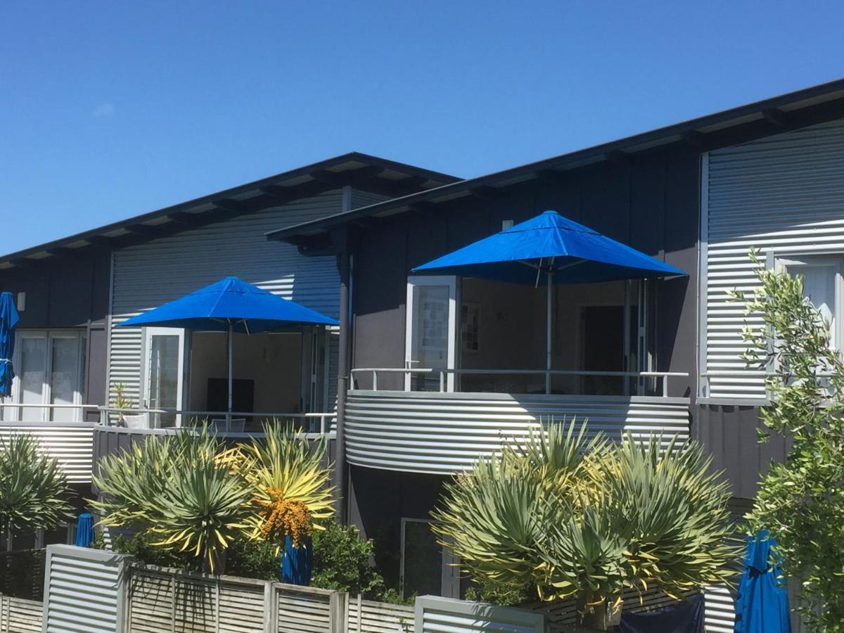 Oneroa Bay Villas Экстерьер фото