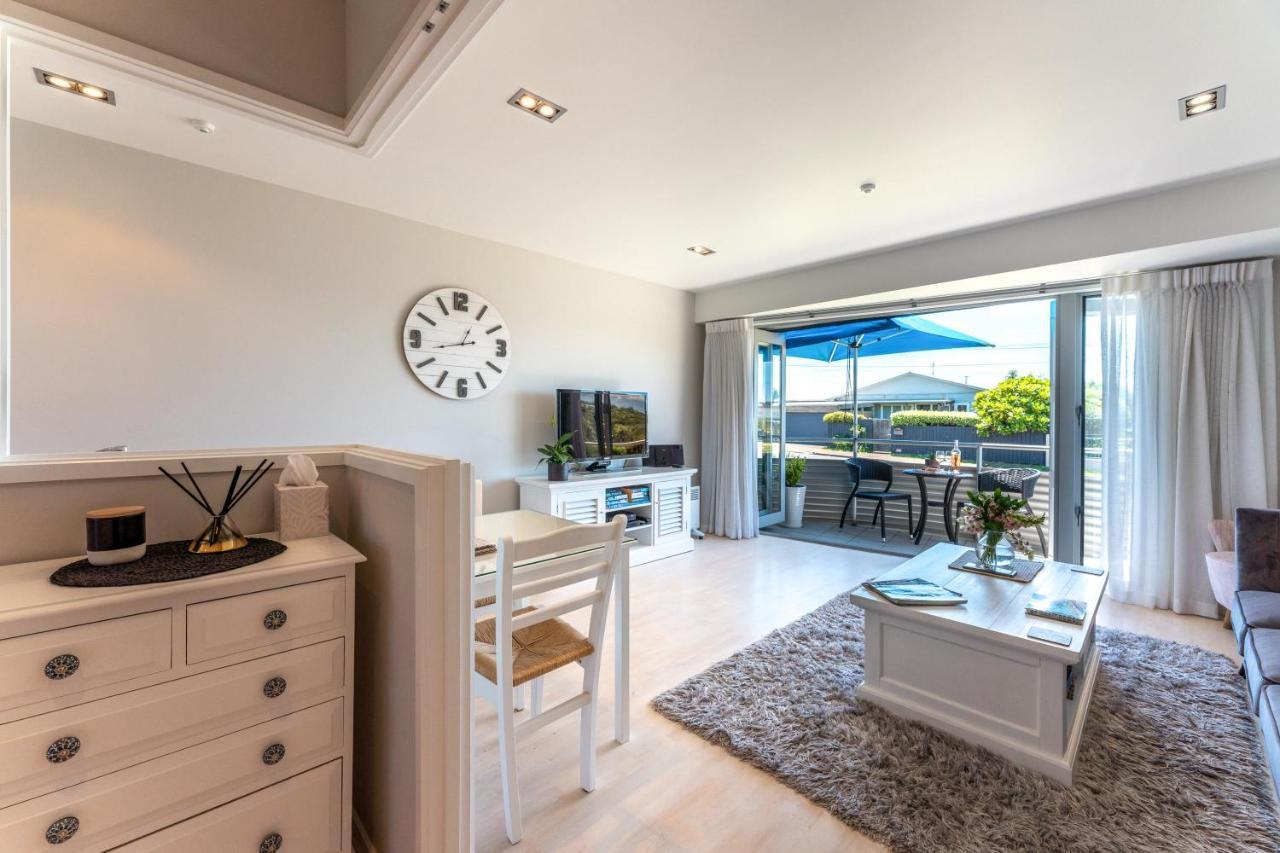 Oneroa Bay Villas Экстерьер фото